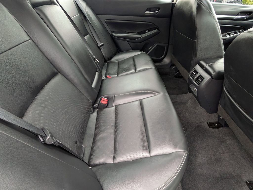 Used 2025 Nissan Altima 2.5 SL FWD image 24