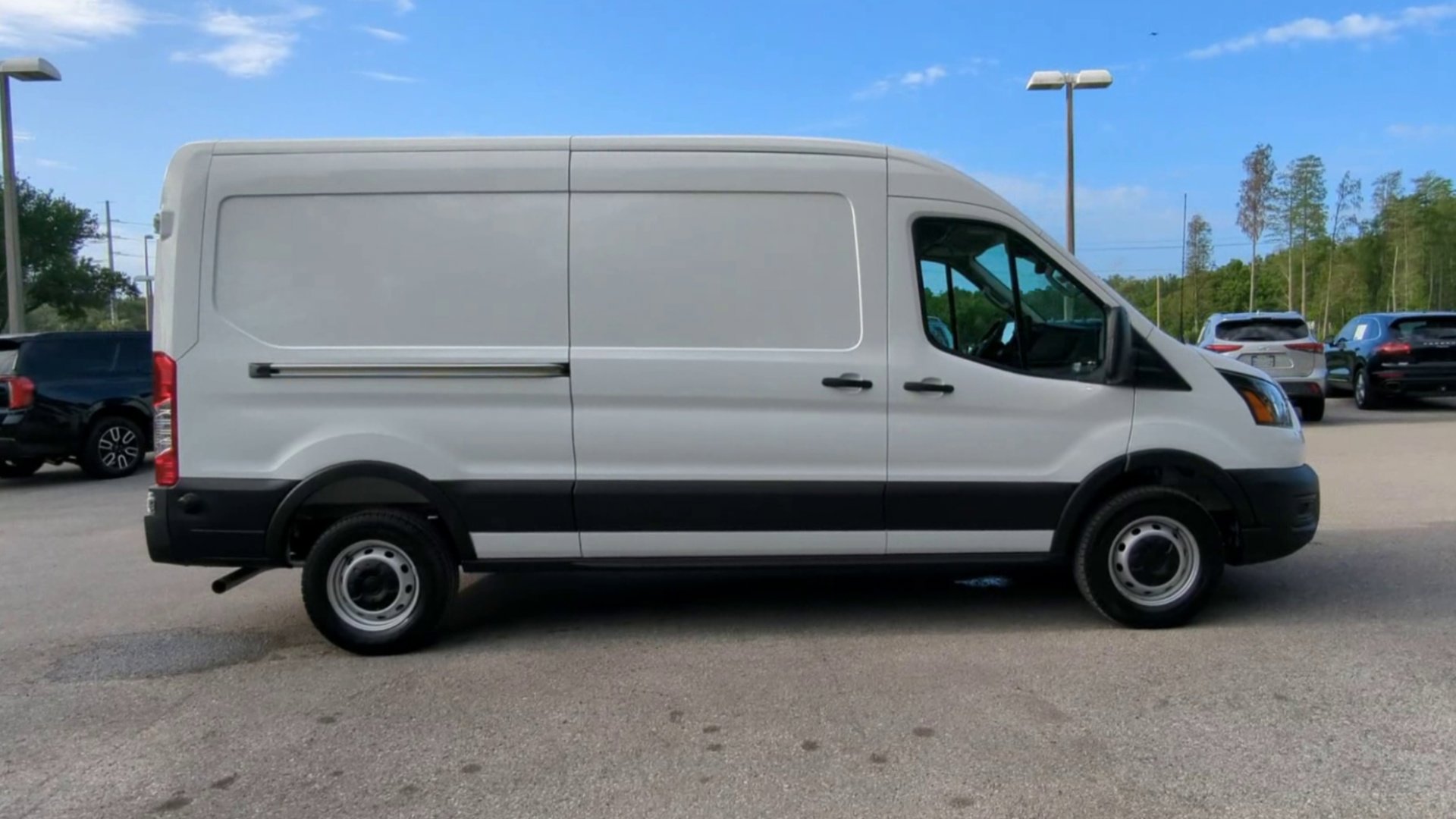 New 2026 Ford Transit 250 148 Medium Roof image 35