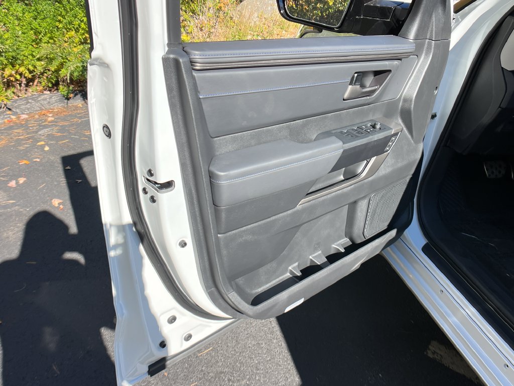 New 2026 Toyota Tundra Limited AWD/4WD image 11