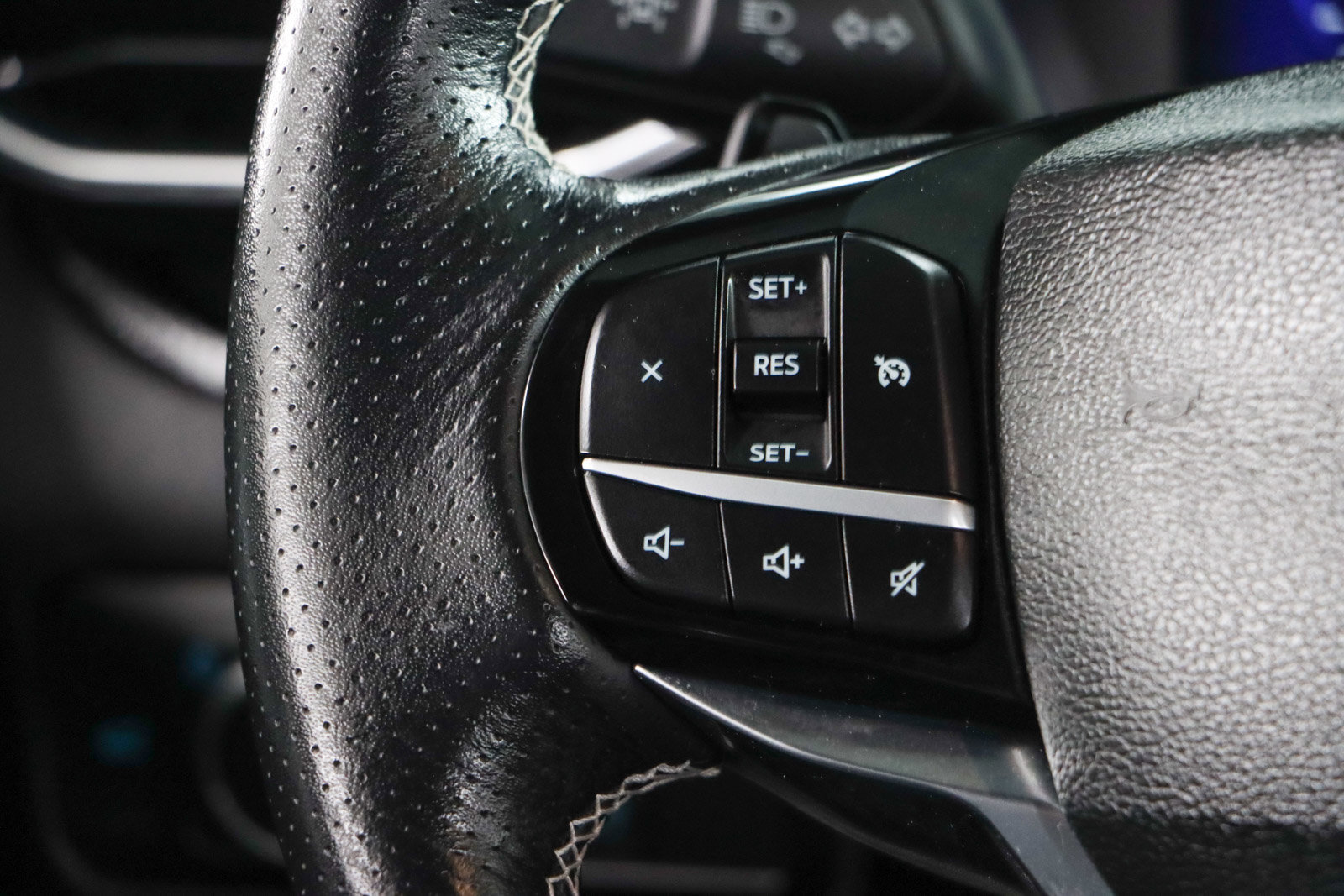 Used 2022 Ford Explorer ST w/ ST Street Pack AWD/4WD image 13