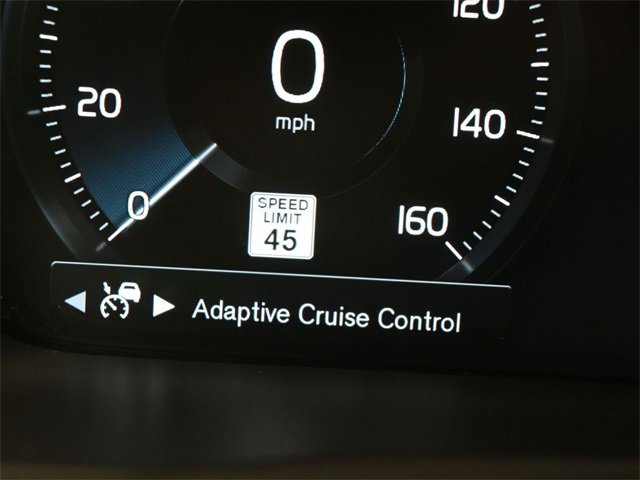 Used 2022 Volvo XC90 T6 Momentum w/ Climate Package image 28