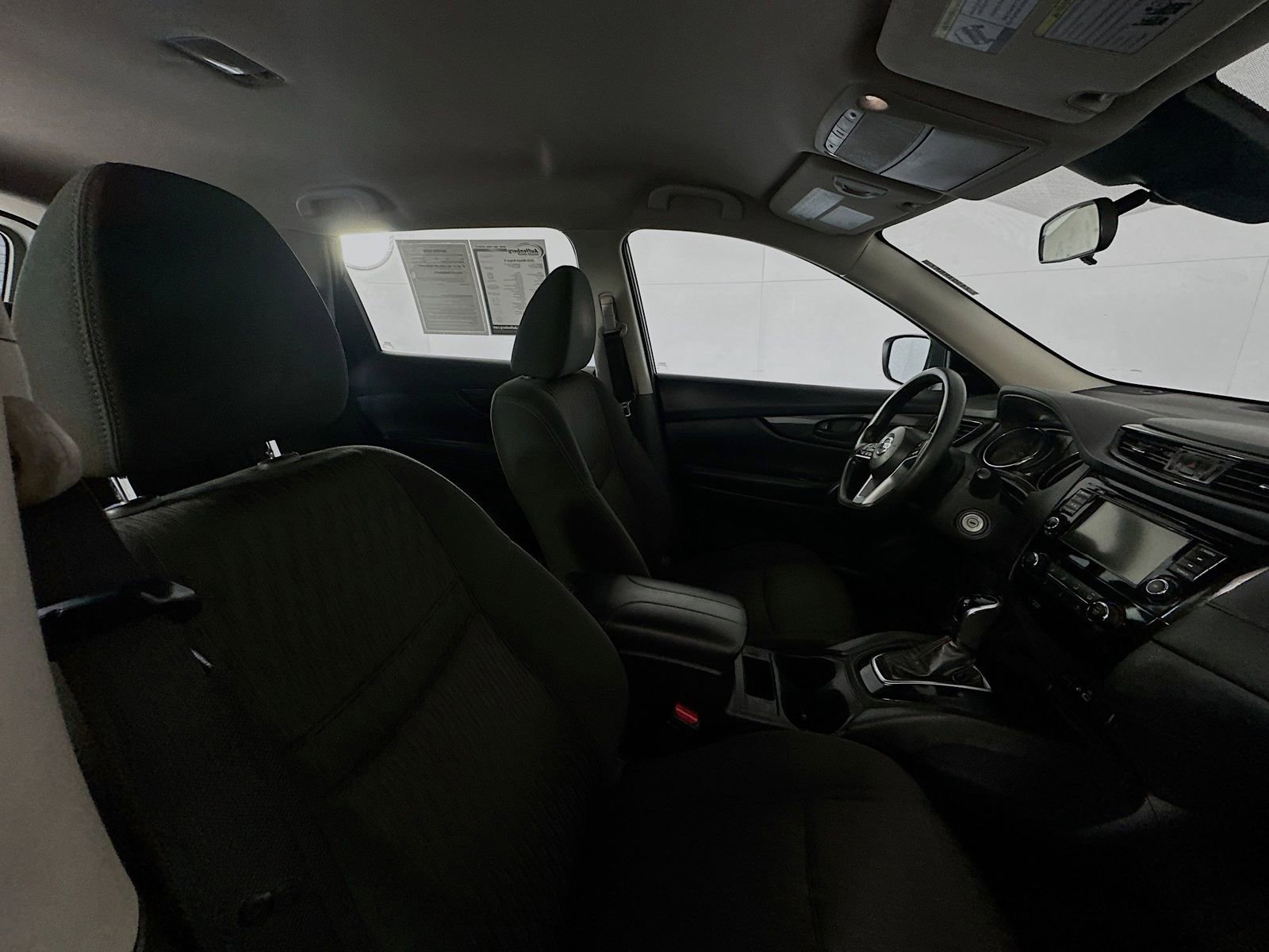 Used 2020 Nissan Rogue S AWD/4WD image 25