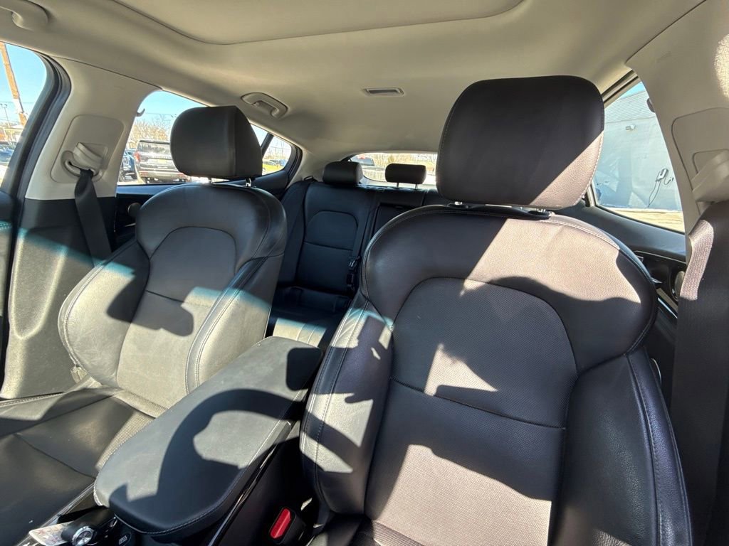 Used 2018 Kia Stinger Premium w/ Paint Protection Package image 37