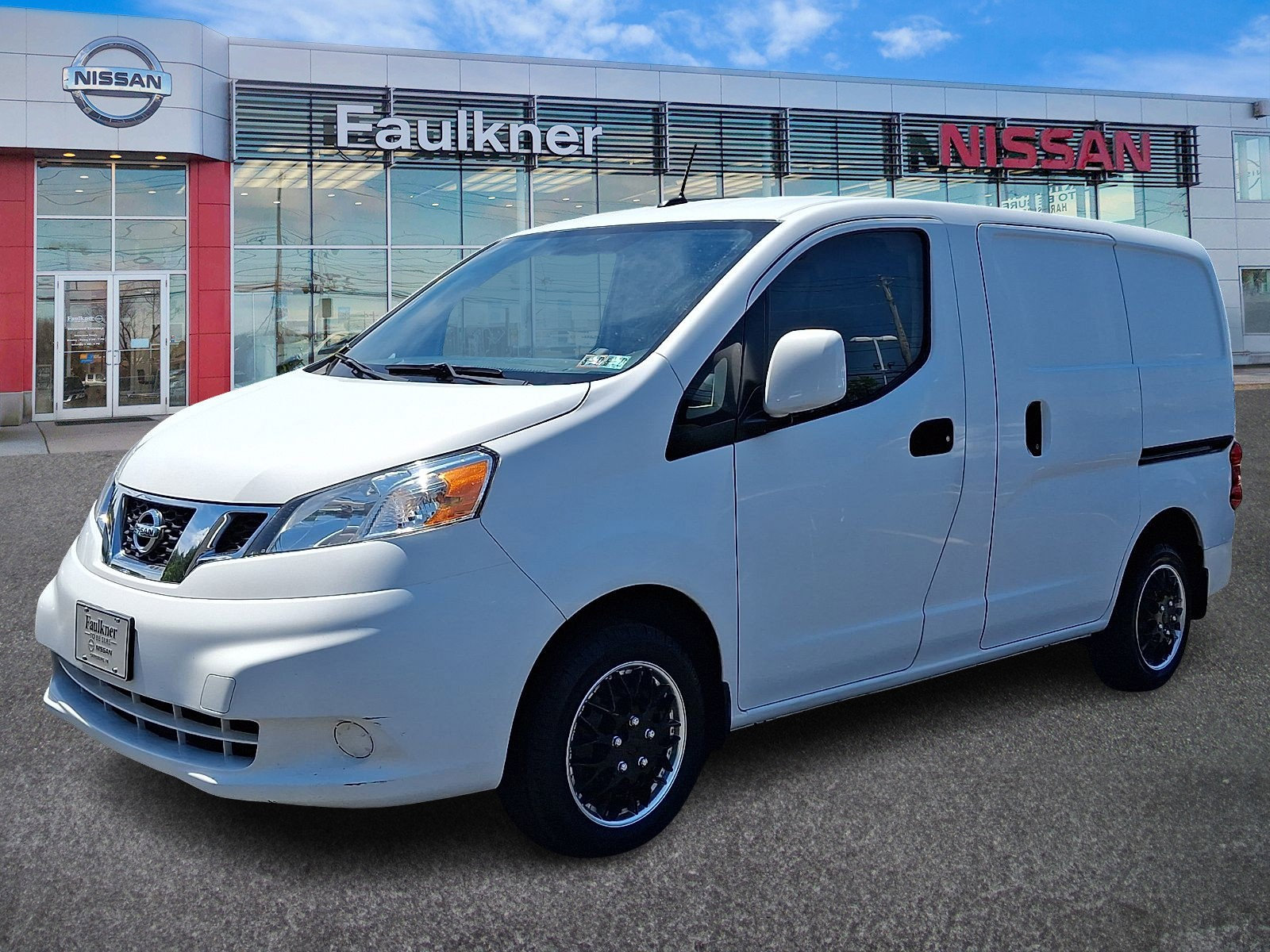 Used 2017 Nissan NV200 SV w/ Technology Package FWD image 3