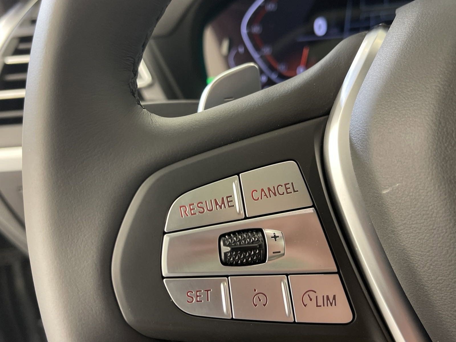 Used 2024 BMW X3 xDrive30i w/ Convenience Package w/ZPA image 17