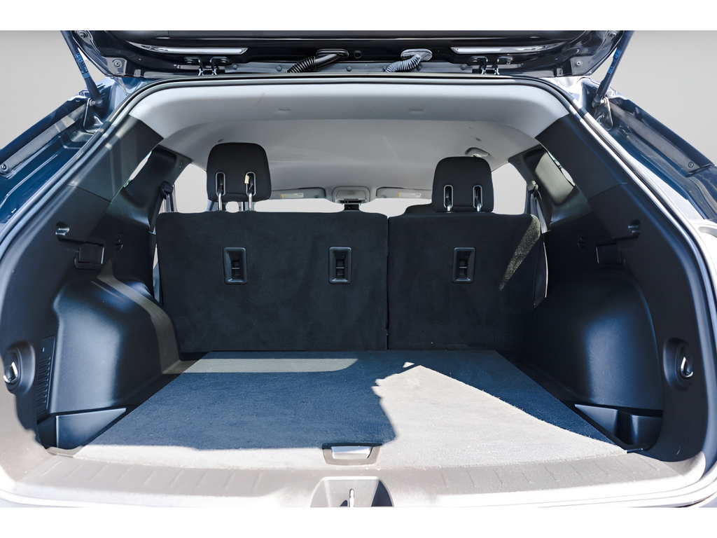 Used 2021 Chevrolet Blazer LT w/ LPO, Sport Package FWD image 39