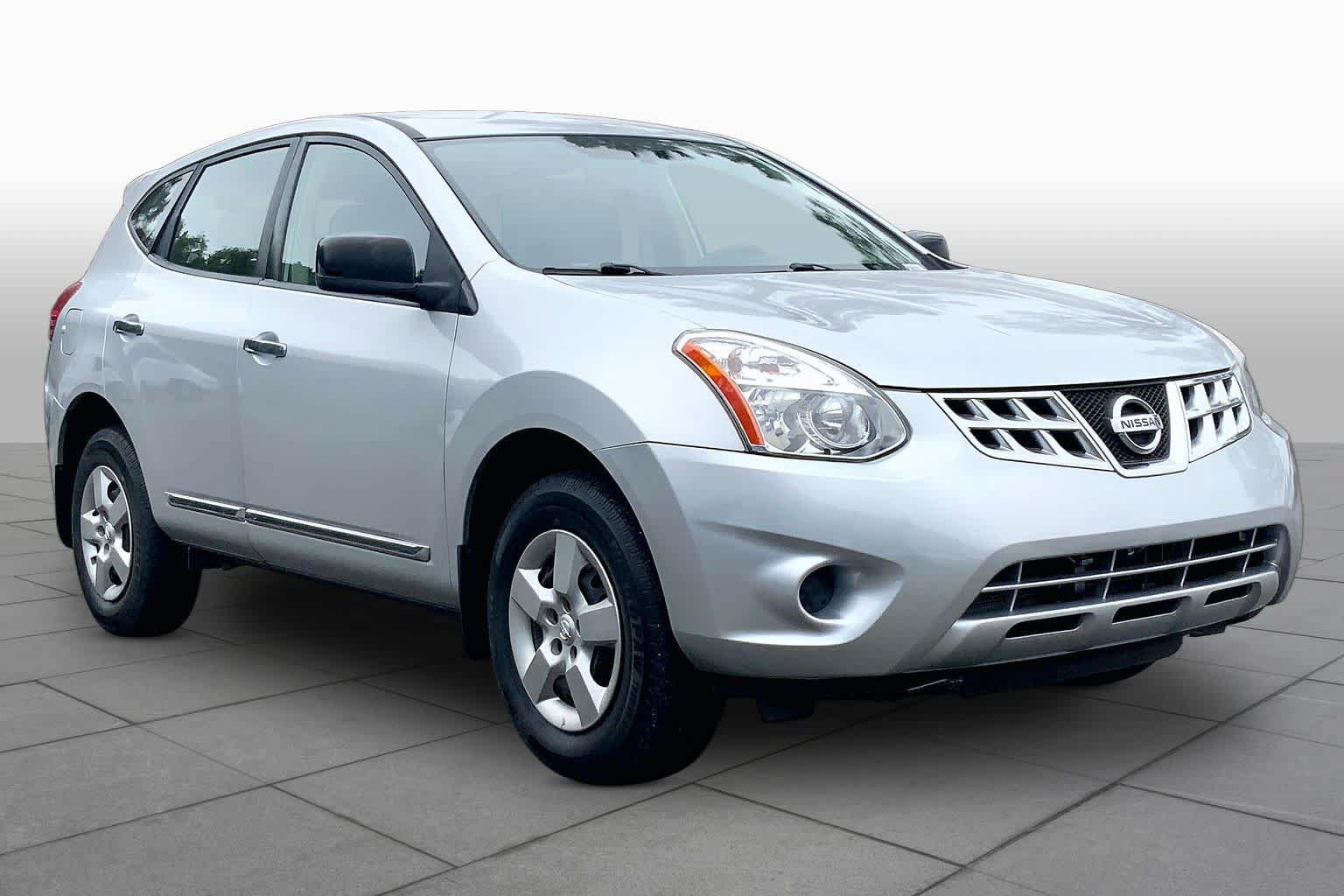 Used 2013 Nissan Rogue S FWD image 2