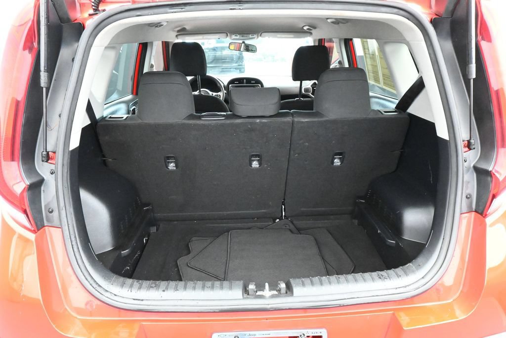 Used 2020 Kia Soul LX FWD image 29