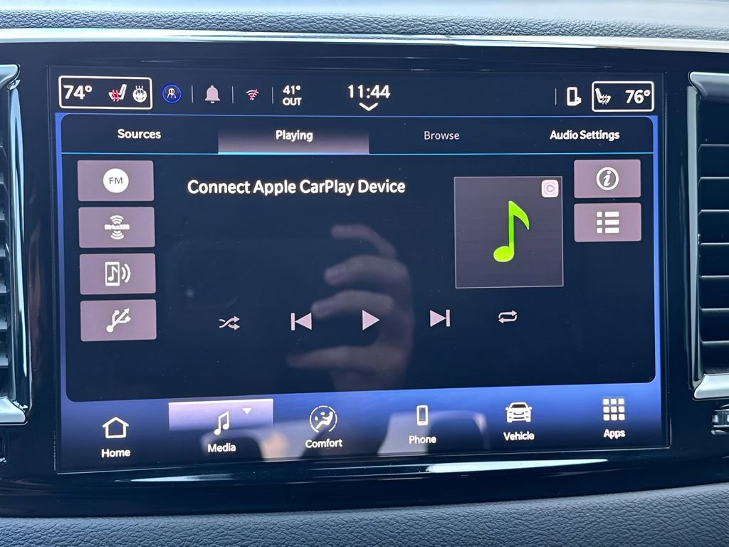 Used 2026 Chrysler Pacifica Select FWD image 14