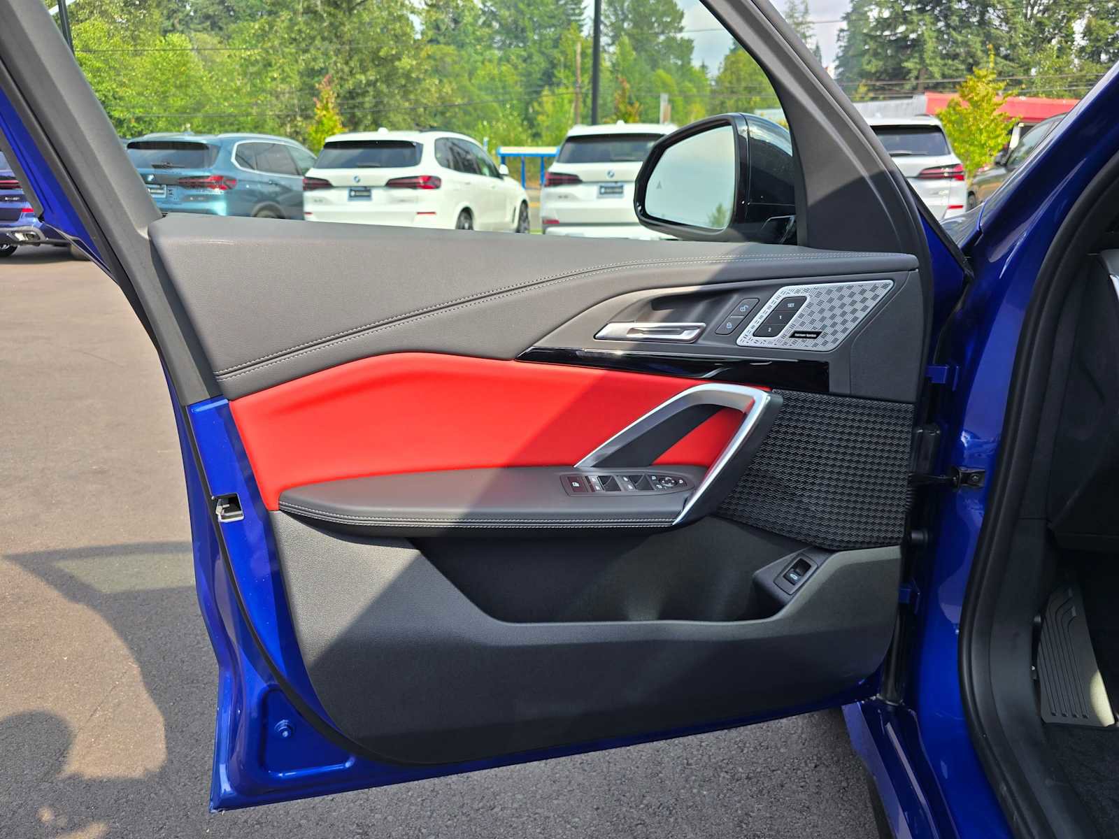 Used 2025 BMW X1 xDrive28i w/ Premium Package image 20