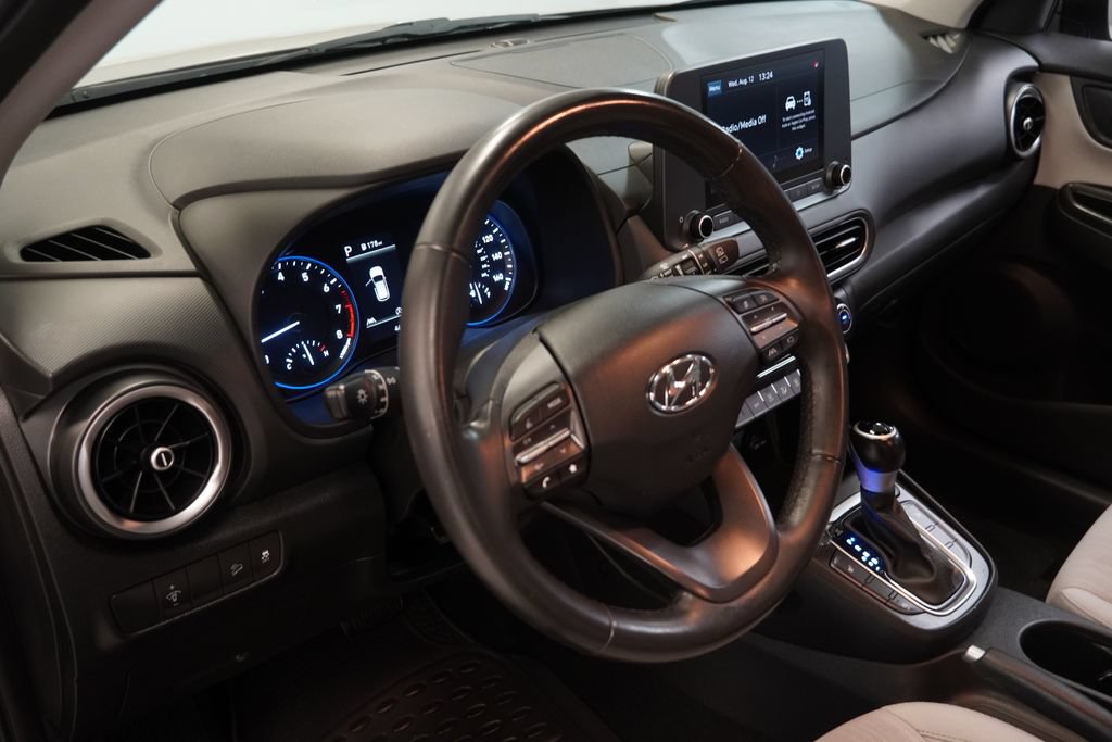 Used 2022 Hyundai Kona SEL w/ Convenience Package AWD/4WD image 6