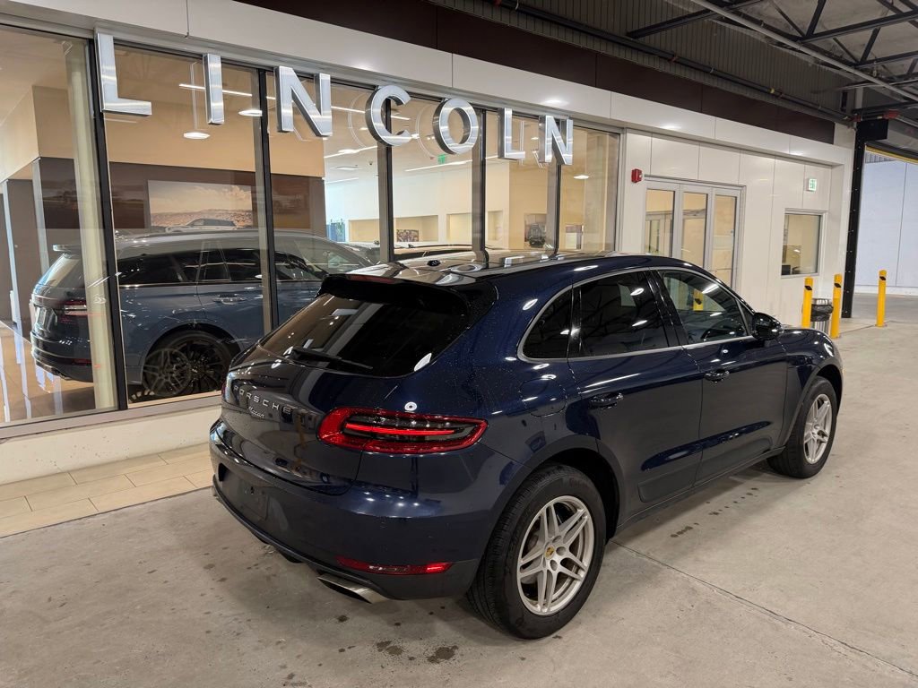Used 2017 Porsche Macan AWD/4WD image 7