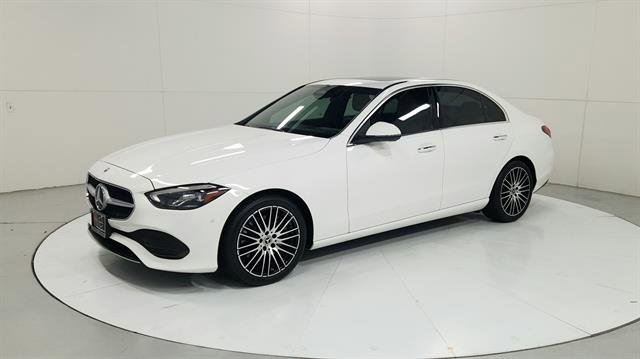 Used 2024 Mercedes-Benz C 300 4MATIC Sedan image 3