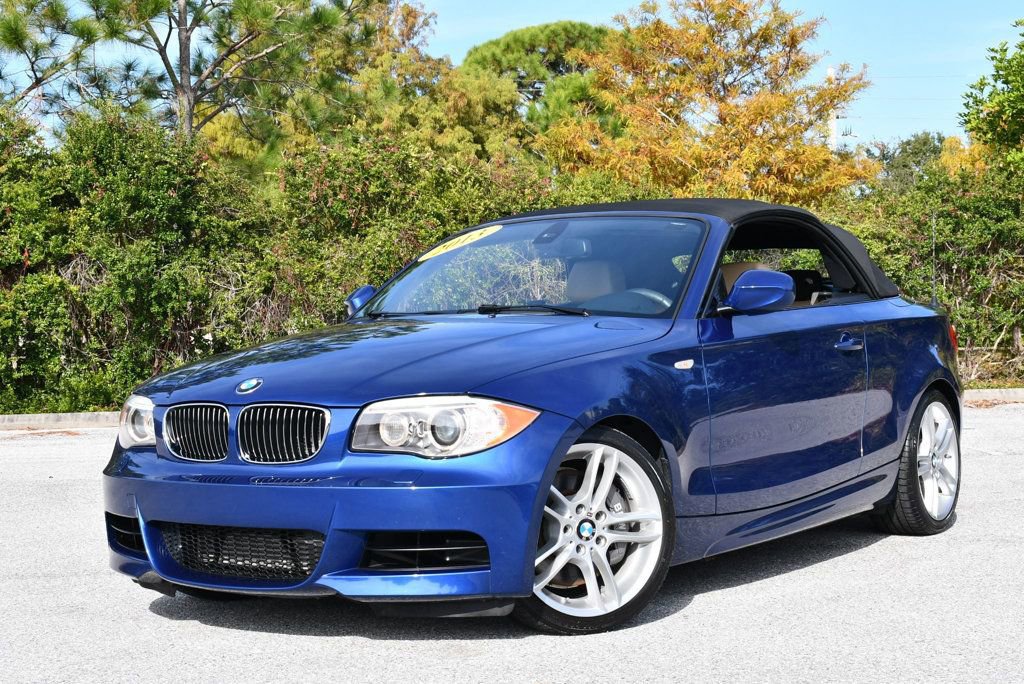 Used 2013 BMW 135i Convertible image 21
