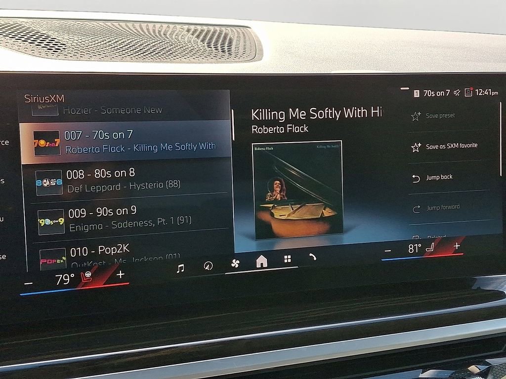 Used 2025 BMW X7 xDrive40i w/ Premium Package image 20