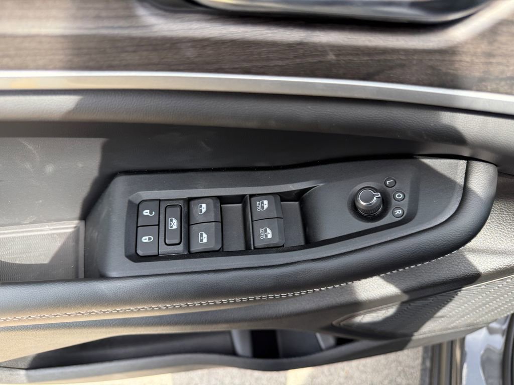 New 2026 Jeep Grand Cherokee L 4WD image 14