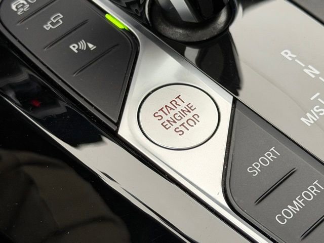 Used 2024 BMW X4 M40i w/ Premium Package image 30