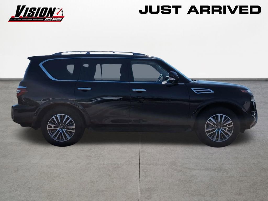 Used 2023 Nissan Armada SL w/ Captain's Chairs Package image 4