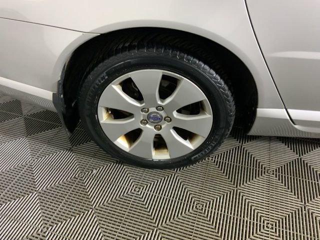 Used 2008 Volvo V70 image 41