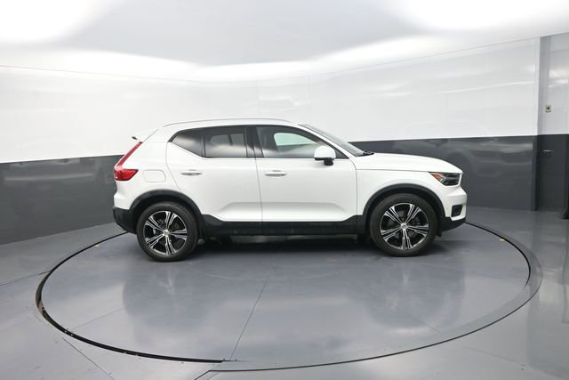 Used 2020 Volvo XC40 T4 Inscription w/ Protection Package Premier FWD image 19