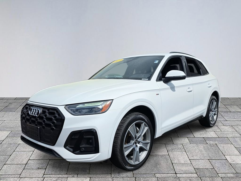 Used 2025 Audi Q5 2.0T Premium image 3
