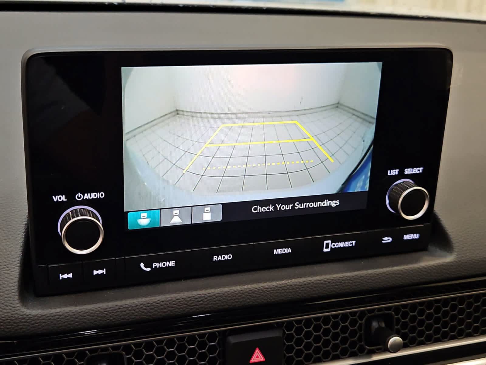 Used 2022 Honda Civic EX-L image 4
