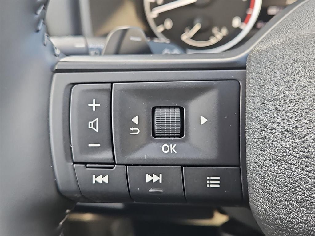 New 2026 Nissan Rogue SV w/ Cold Weather Package AWD/4WD image 11