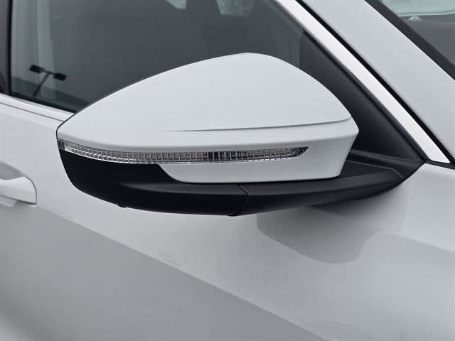 Used 2025 Audi Q5 Premium Plus w/ Premium Plus image 30