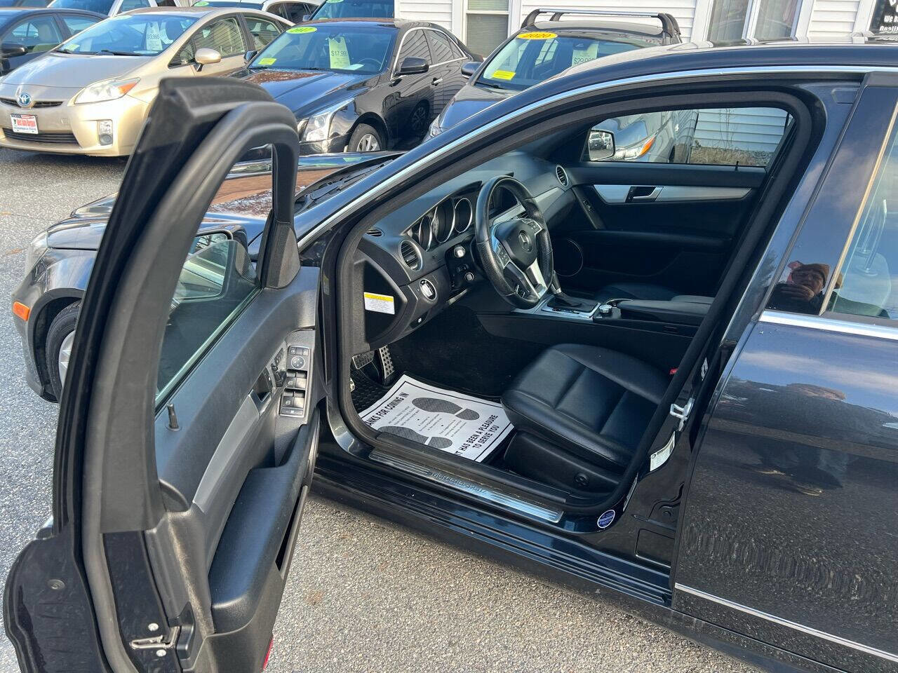 Used 2013 Mercedes-Benz C 300 4MATIC Sedan image 20