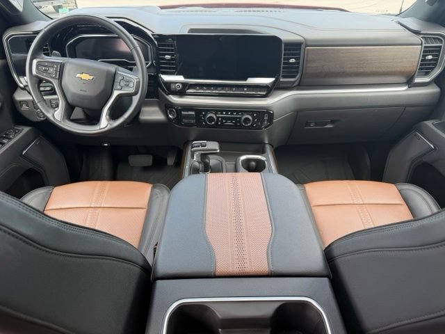 Certified 2025 Chevrolet Silverado 1500 High Country AWD/4WD image 22