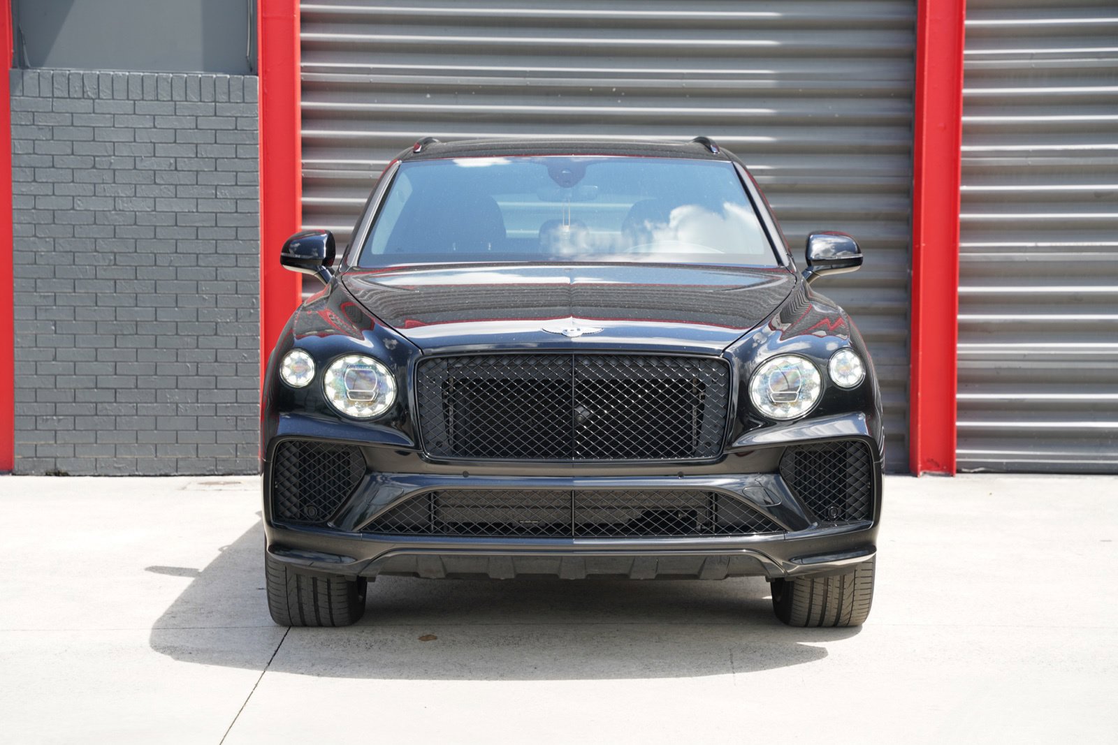 Used 2023 Bentley Bentayga AWD/4WD image 6