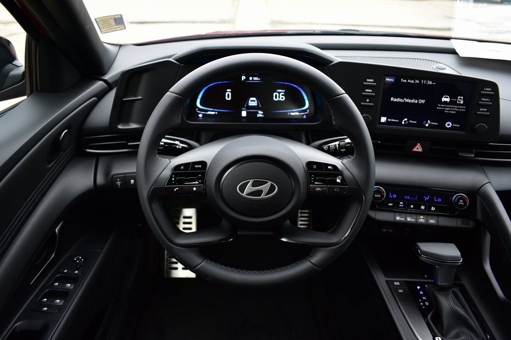New 2025 Hyundai Elantra Sport image 33