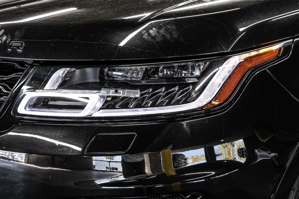 Used 2020 Land Rover Range Rover Sport SVR image 9