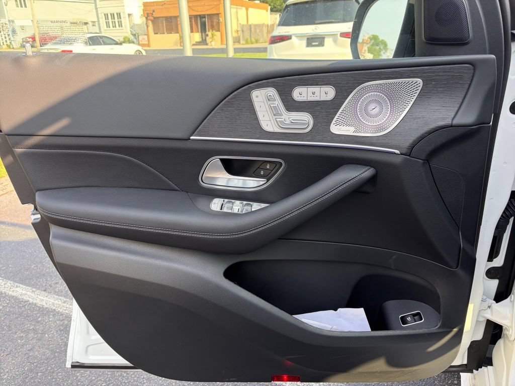 New 2026 Mercedes-Benz GLE 450 4MATIC image 17