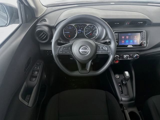 New 2025 Nissan Kicks Play S image 23