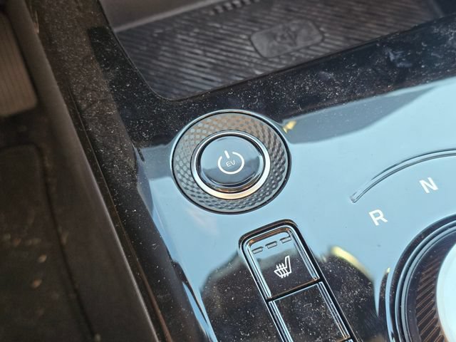 Certified 2024 Kia Niro Wind w/ Wind Preserve Package FWD image 34