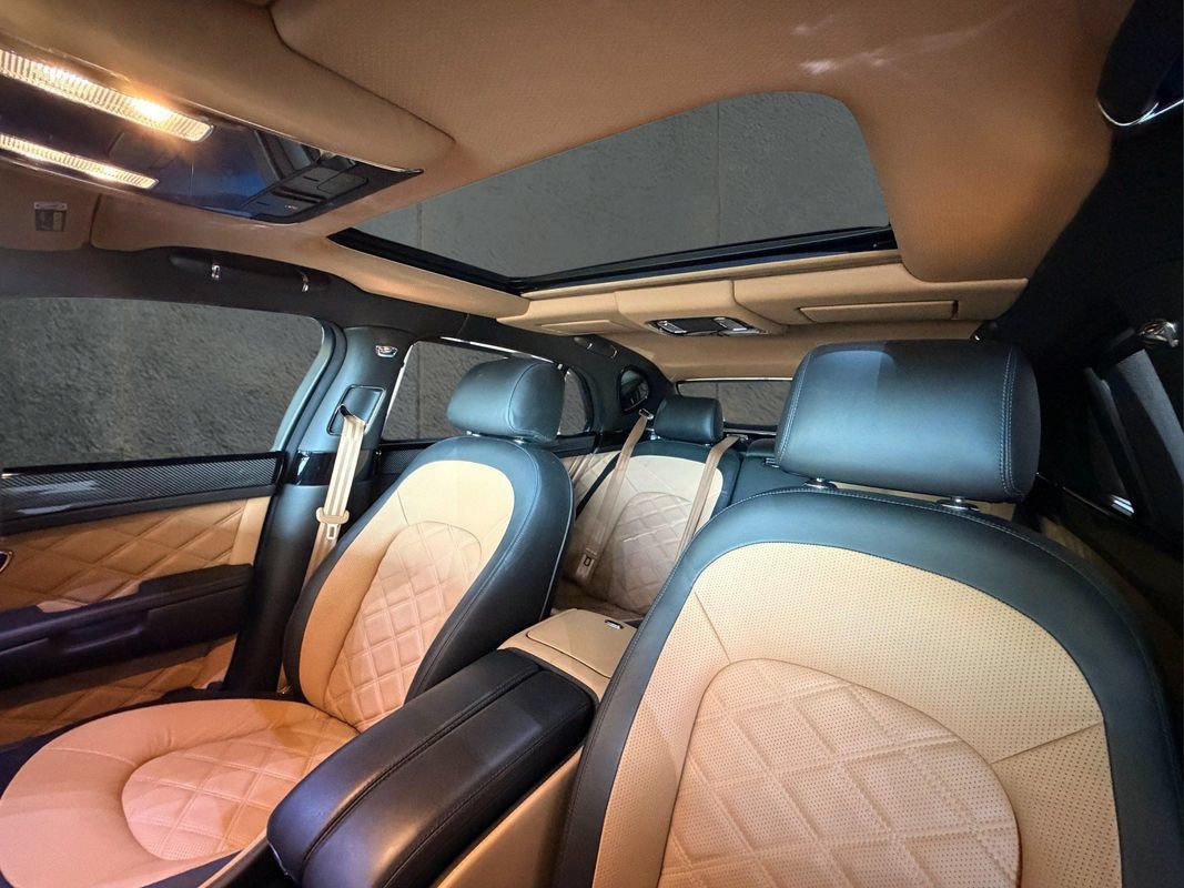 Used 2016 Bentley Mulsanne Speed RWD image 25