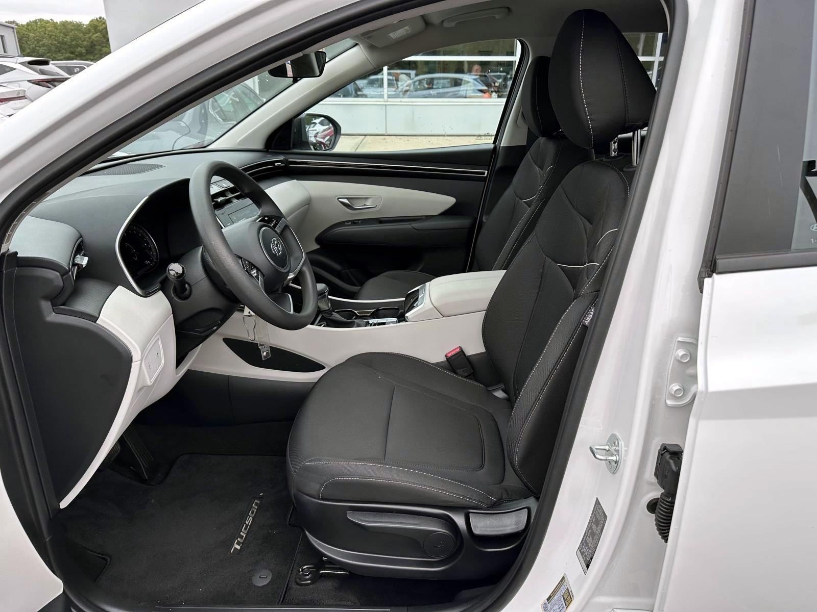 Used 2024 Hyundai Tucson SE AWD/4WD image 11