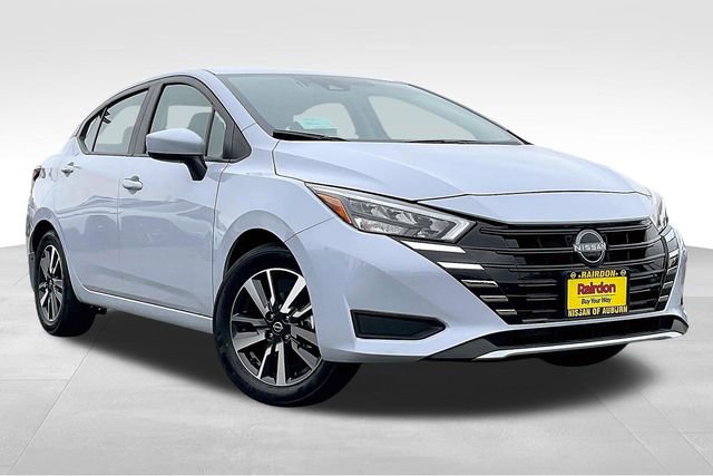 New 2025 Nissan Versa SV w/ Trunk Package