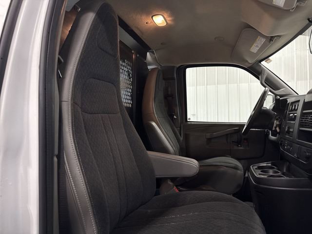 Used 2024 Chevrolet Express 2500 w/ Driver Convenience Package image 27