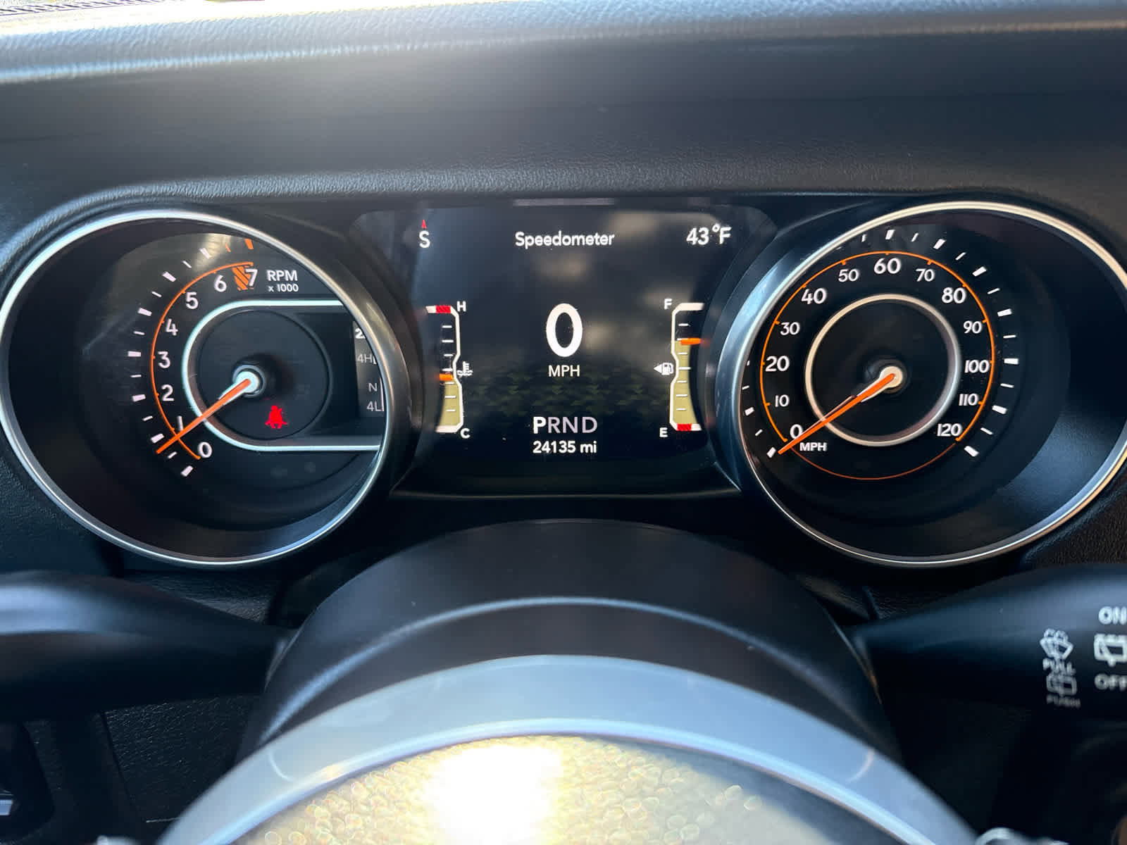 Used 2022 Jeep Wrangler Unlimited Sahara w/ Dual Top Group image 18