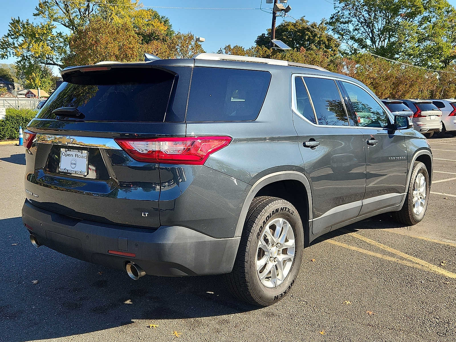 Used 2018 Chevrolet Traverse LT AWD/4WD image 6