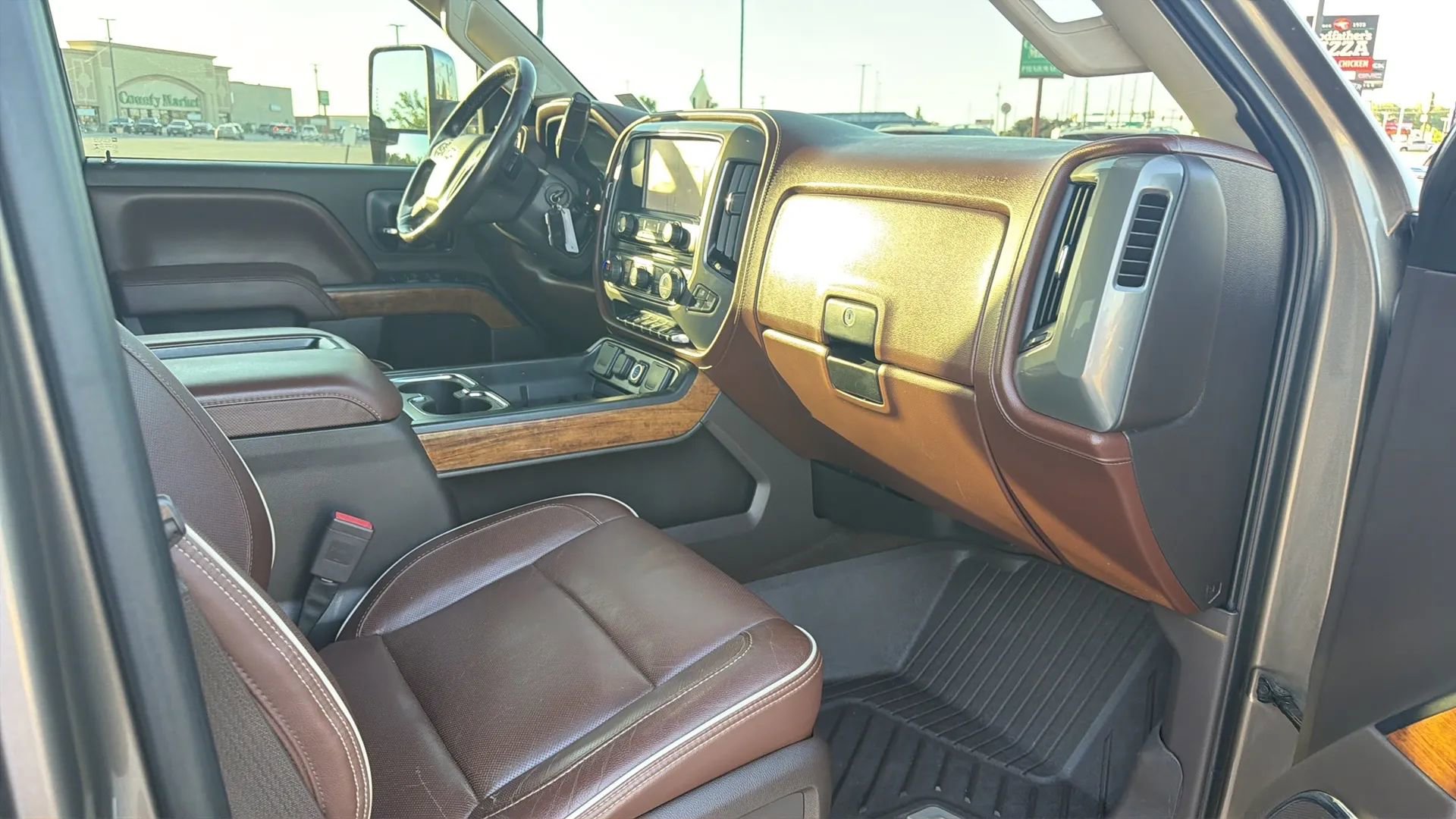 Used 2015 Chevrolet Silverado 2500 High Country w/ Duramax Plus Package AWD/4WD image 82