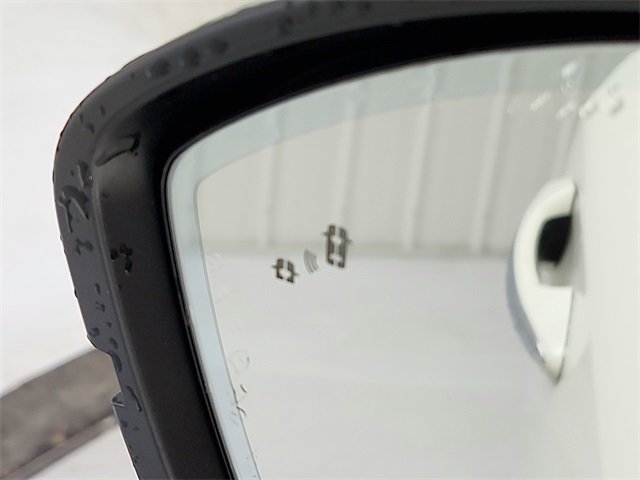 Used 2025 INFINITI QX60 Luxe w/ Black Edition image 22