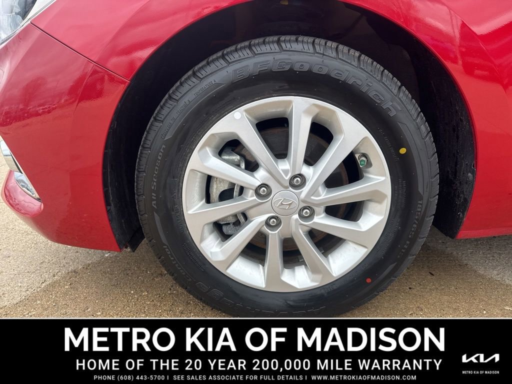 Used 2022 Hyundai Accent SEL image 10