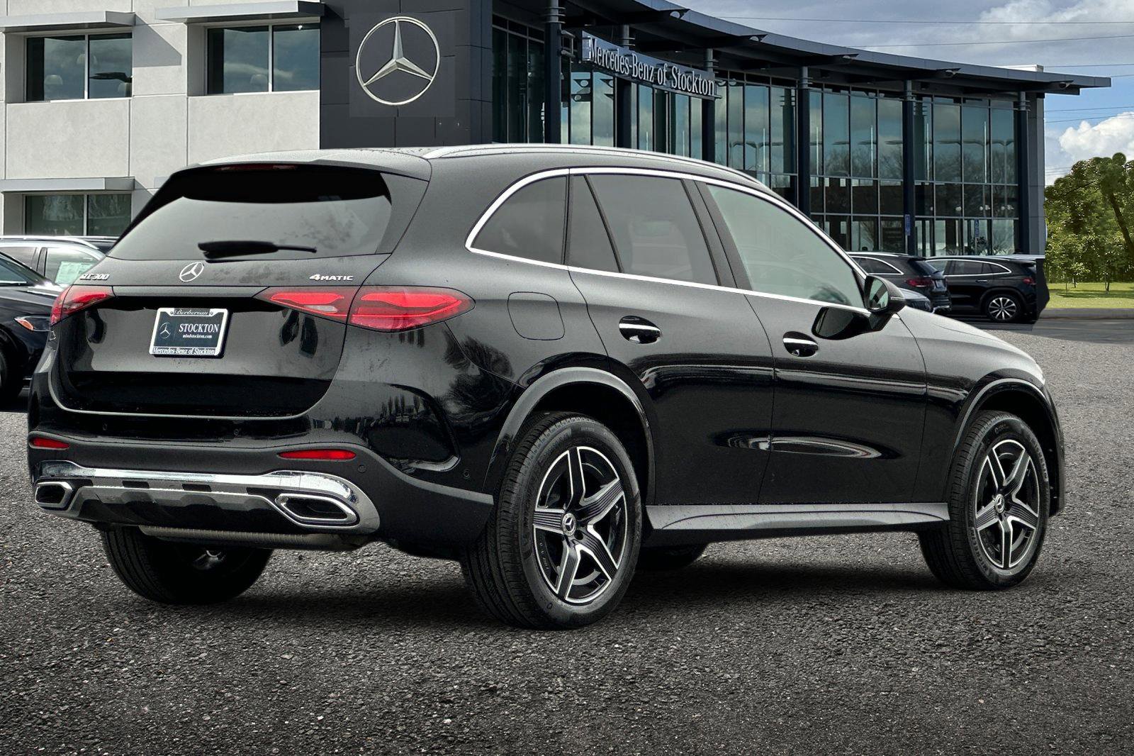 New 2026 Mercedes-Benz GLC 300 4MATIC image 4
