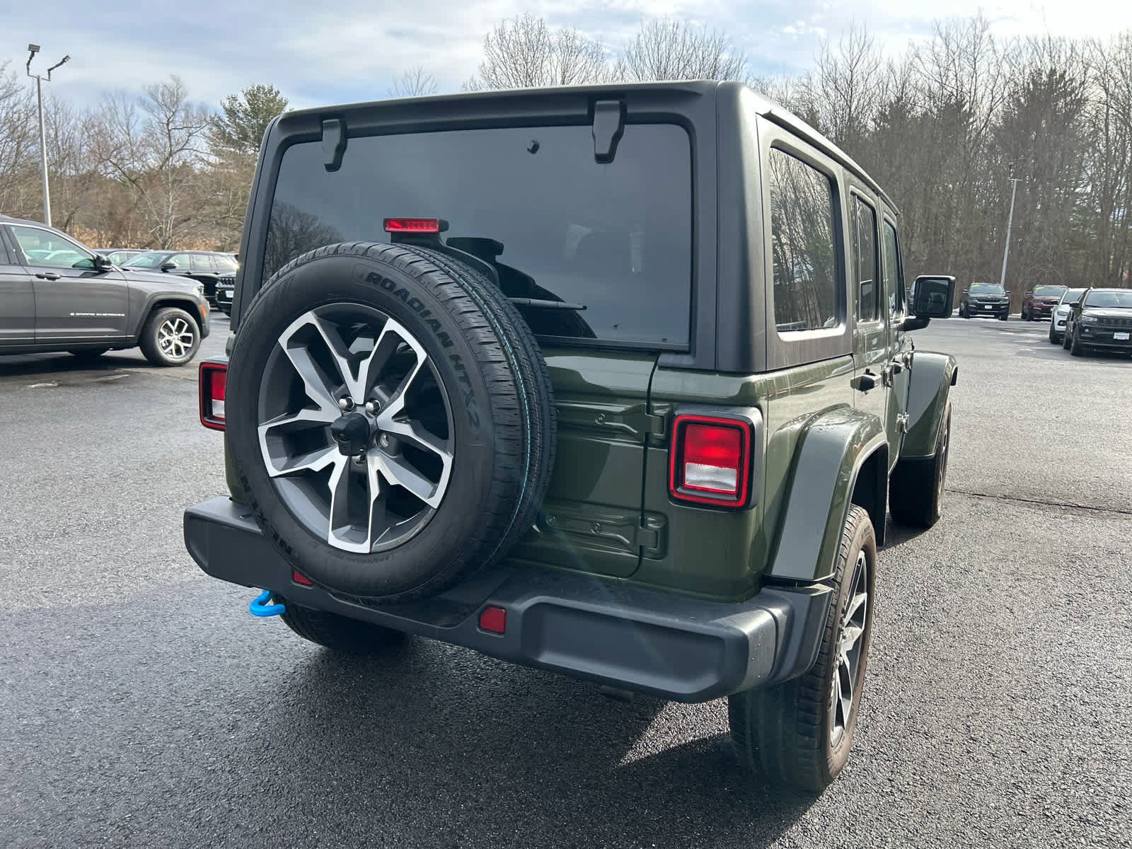 Used 2024 Jeep Wrangler Sport S w/ Convenience Group AWD/4WD image 6
