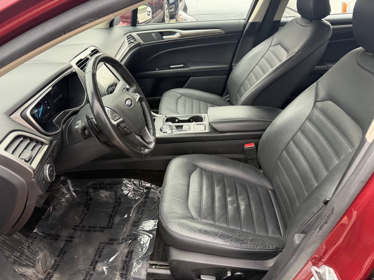 Used 2017 Ford Fusion SE w/ Fusion SE Technology Package FWD image 34