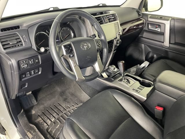 Used 2023 Toyota 4Runner Limited AWD/4WD image 3