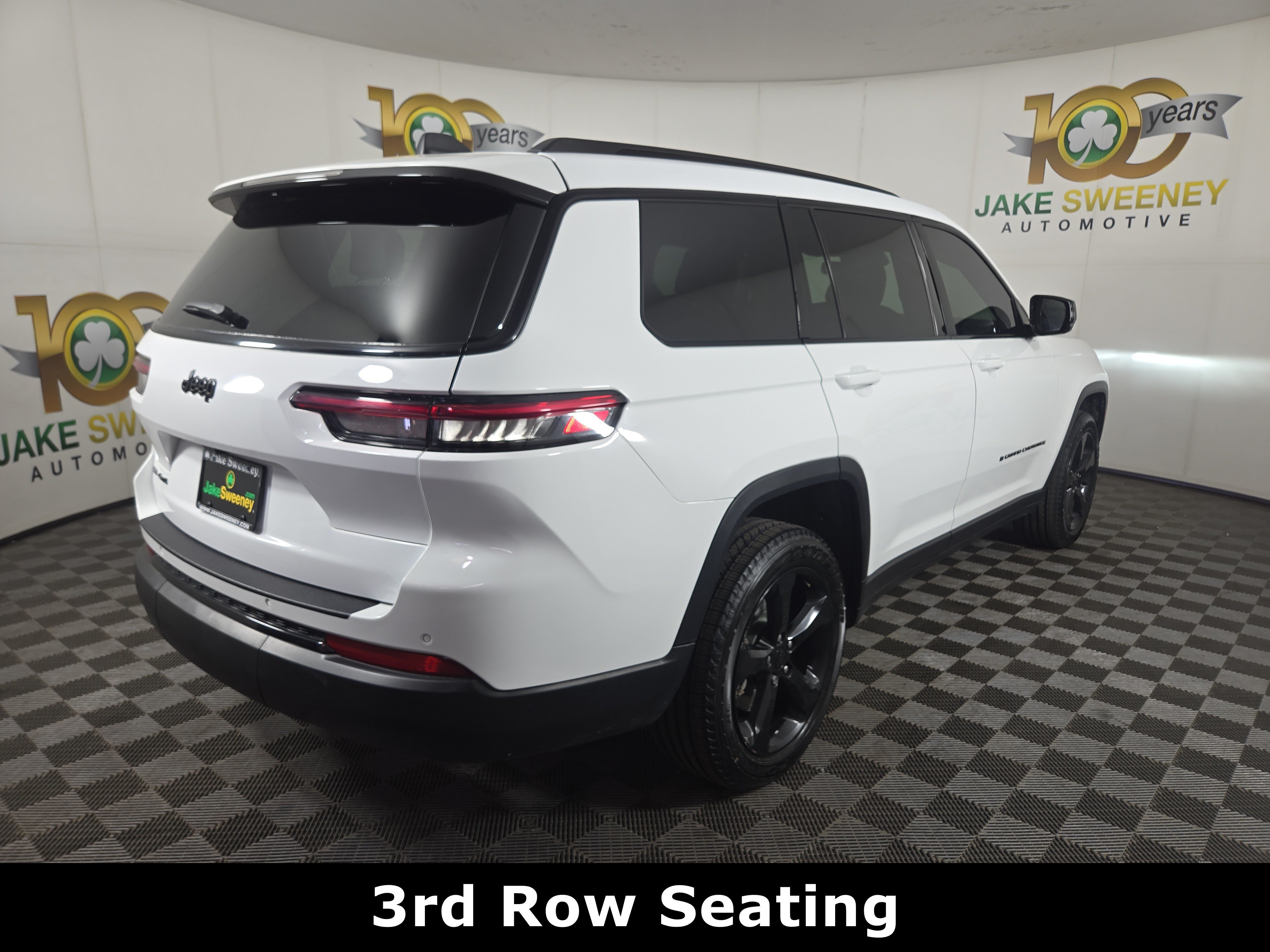Certified 2023 Jeep Grand Cherokee L Laredo AWD/4WD image 10